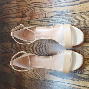 Essex Lane 3.5 inch, nude, size 8M heel